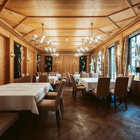 Hotel Goldene Sonne 4*