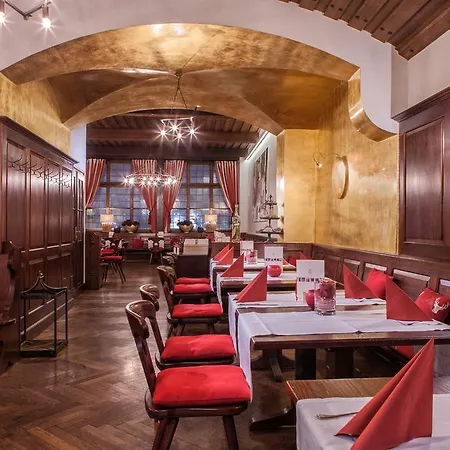Szálloda Goldene Sonne 4*